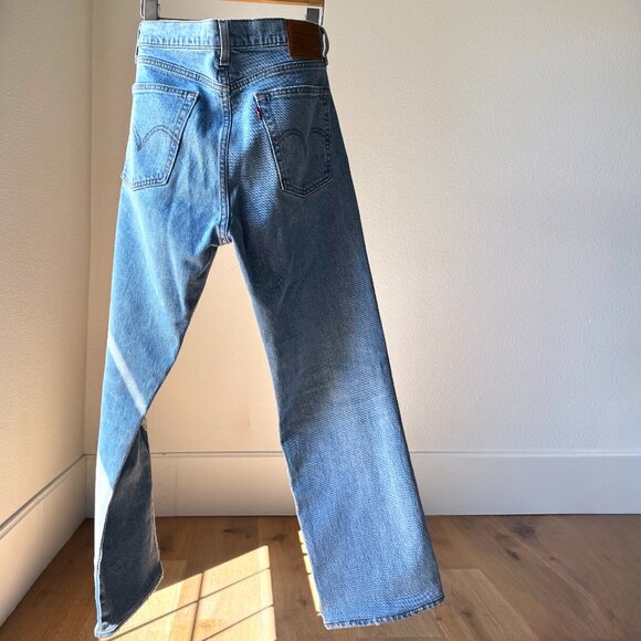 Levi’s 501 Straight Leg Jeans – Style 34964-0045 – Hemmed – Size 27 – LIGHT WASH - Picture 5 of 16